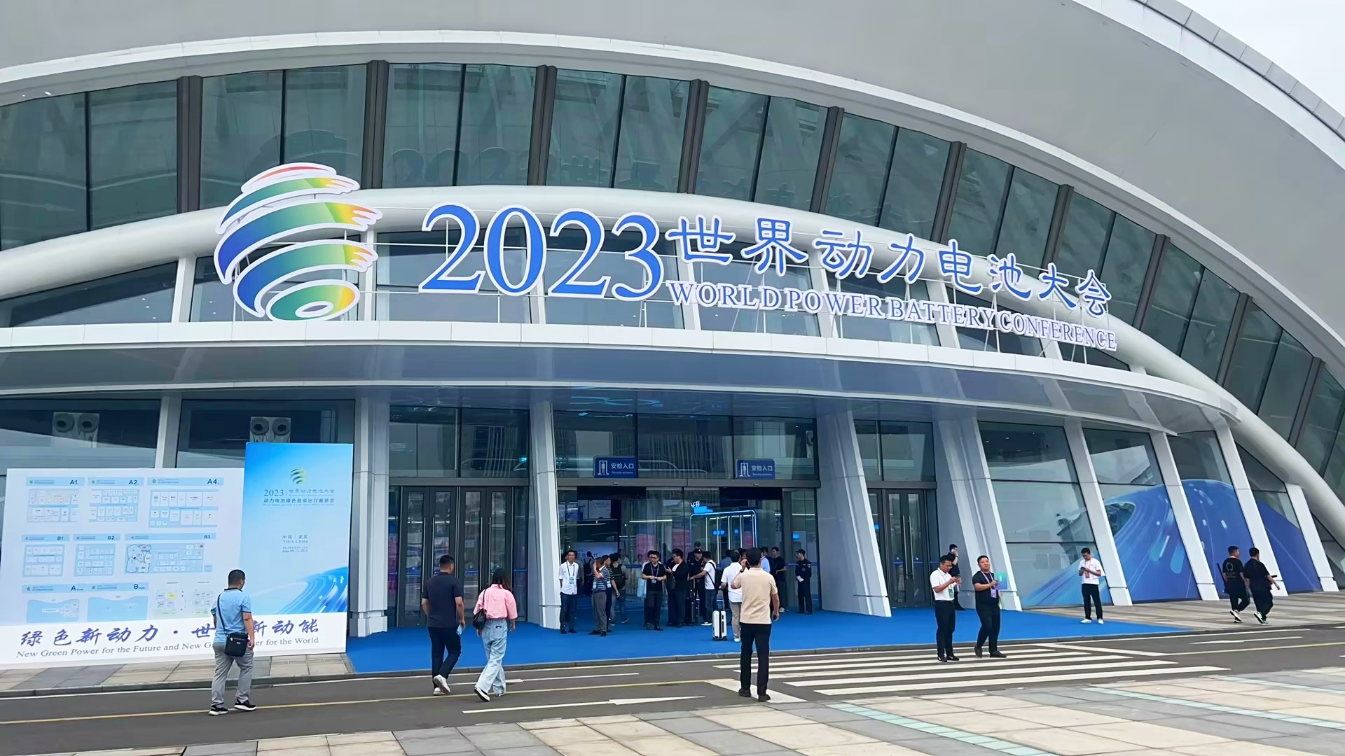 4c17aa82f8888785541d24ec91d03100