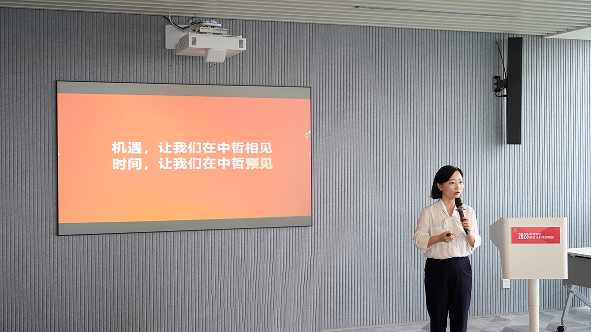 5b141759ea898052eee8143ed05812a2